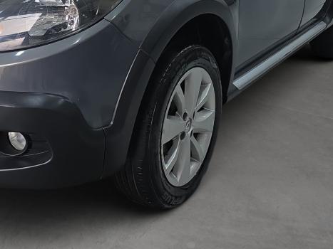 RENAULT Sandero 1.6 16V 4P FLEX STEPWAY AUTOM�TICO, Foto 8