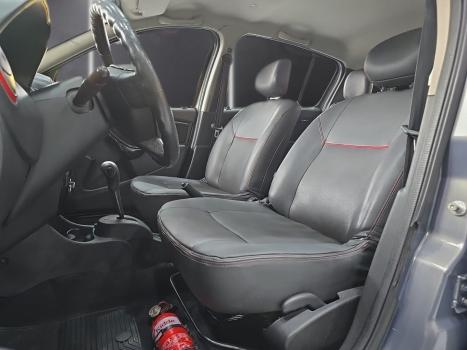 RENAULT Sandero 1.6 16V 4P FLEX STEPWAY AUTOM�TICO, Foto 9