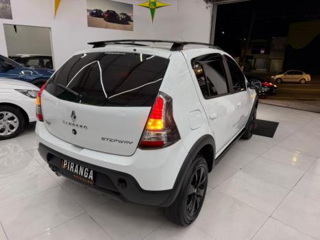 RENAULT Stepway 1.6 16V 4P FLEX ICONIC X-TONIC AUTOM�TICO CVT, Foto 6