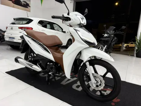 SHINERAY Rio 125 EFI, Foto 1