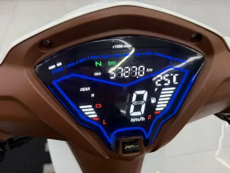 SHINERAY Rio 125 EFI, Foto 4