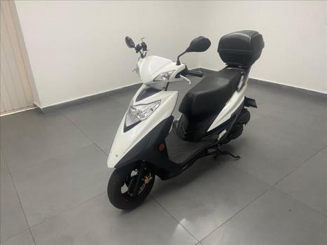 SUZUKI Burgman 125 , Foto 6