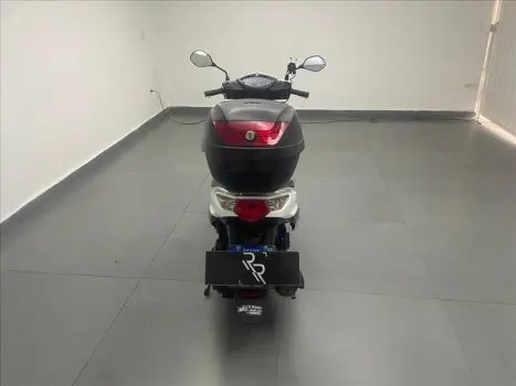 SUZUKI Burgman 125 , Foto 9