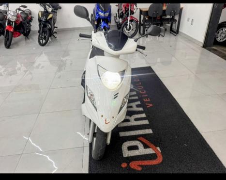 SUZUKI Burgman 125 , Foto 6