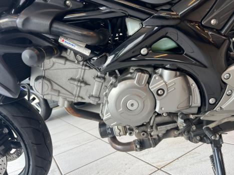 SUZUKI Gladius 650 , Foto 9