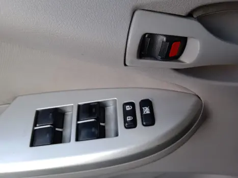 TOYOTA Corolla 1.8 16V 4P GLI FLEX AUTOM�TICO, Foto 8