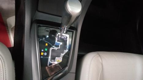 TOYOTA Corolla 2.0 16V 4P FLEX XEI DIRECT SHIFT AUTOM�TICO CVT, Foto 12