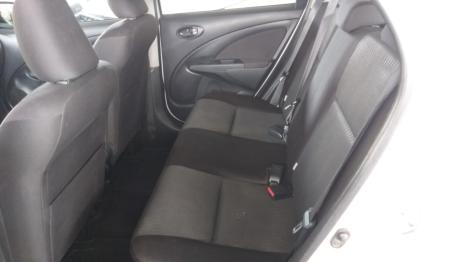 TOYOTA Etios Hatch 1.5 16V 4P FLEX XS AUTOM�TICO, Foto 6