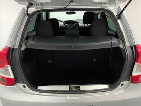 TOYOTA Etios Hatch 1.3 16V 4P FLEX X, Foto 7