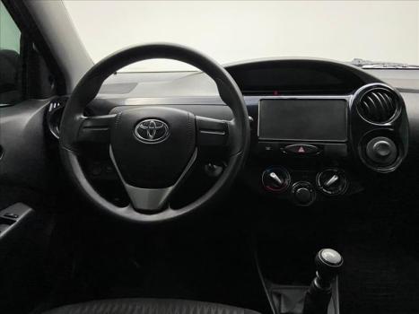 TOYOTA Etios Hatch 1.3 16V 4P FLEX X, Foto 11