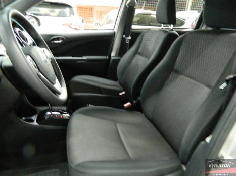 TOYOTA Etios Hatch 1.3 16V 4P FLEX X AUTOM�TICO, Foto 9