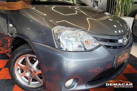 TOYOTA Etios Hatch 1.3 16V 4P FLEX XS, Foto 4