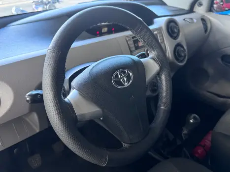 TOYOTA Etios Hatch 1.3 16V 4P FLEX XS, Foto 10