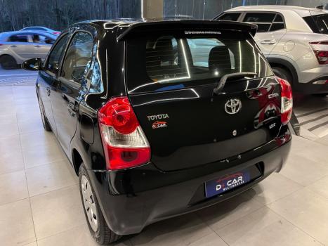 TOYOTA Etios Hatch 1.3 16V 4P FLEX X, Foto 8