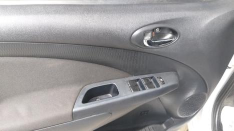 TOYOTA Etios Hatch 1.3 16V 4P FLEX X, Foto 13