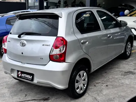 TOYOTA Etios Hatch 1.3 16V 4P FLEX X, Foto 13