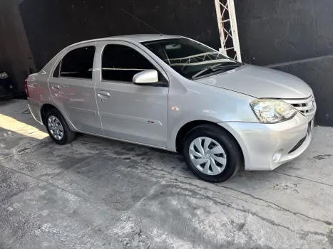 TOYOTA Etios Sedan 1.5 16V 4P FLEX X, Foto 1