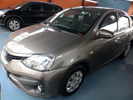 TOYOTA Etios Sedan 1.5 16V 4P FLEX X, Foto 3
