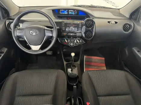 TOYOTA Etios Sedan 1.5 16V 4P FLEX X AUTOM�TICO, Foto 8