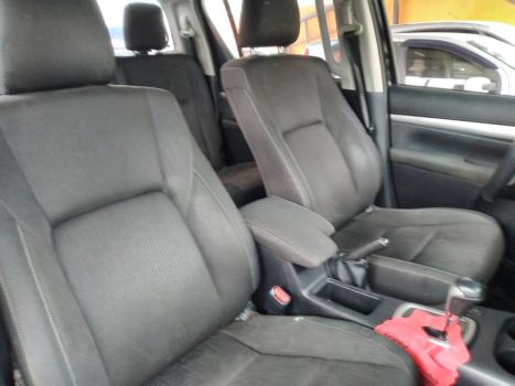 TOYOTA Hilux Caminhonete 2.7 16V 4P SR FLEX CABINE DUPLA AUTOMTICO, Foto 11