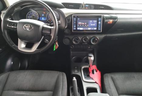 TOYOTA Hilux Caminhonete 2.7 16V 4P SR FLEX CABINE DUPLA AUTOMTICO, Foto 4