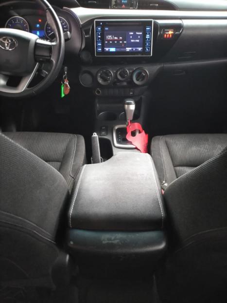TOYOTA Hilux Caminhonete 2.7 16V 4P SR FLEX CABINE DUPLA AUTOMTICO, Foto 10