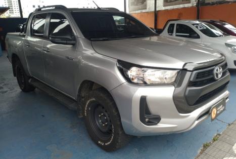 TOYOTA Hilux Caminhonete 2.8 16V 4P SR 4X4 DIESEL CABINE DUPLA AUTOMTICO, Foto 1