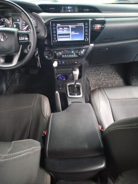 TOYOTA Hilux Caminhonete 2.8 16V 4P SR 4X4 DIESEL CABINE DUPLA AUTOMTICO, Foto 11