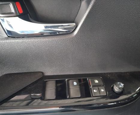 TOYOTA Hilux Caminhonete 2.8 16V 4P SR 4X4 DIESEL CABINE DUPLA AUTOMTICO, Foto 16
