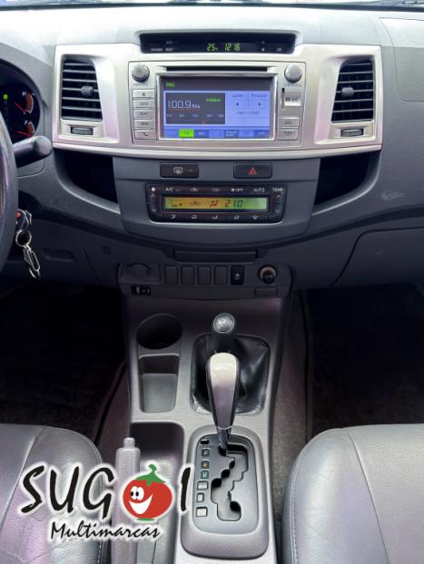 TOYOTA Hilux Caminhonete 3.0 16V 4P 4X4 SRV TURBO DIESEL CABINE DUPLA AUTOM�TICO, Foto 13
