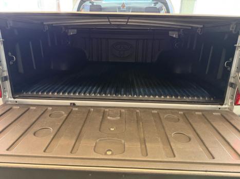 TOYOTA Hilux Caminhonete 2.8 16V SRV 4X4 DIESEL CABINE DUPLA AUTOM�TICO, Foto 10