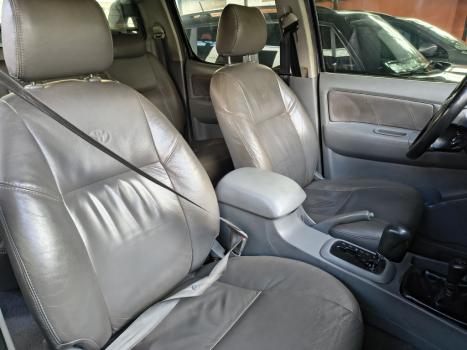 TOYOTA Hilux Caminhonete 3.0 16V 4P 4X4 SRV TURBO DIESEL CABINE DUPLA AUTOM�TICO, Foto 11