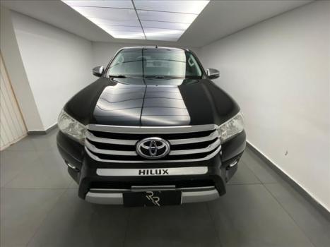 TOYOTA Hilux Caminhonete 2.8 16V SRV 4X4 DIESEL CABINE DUPLA AUTOM�TICO, Foto 2