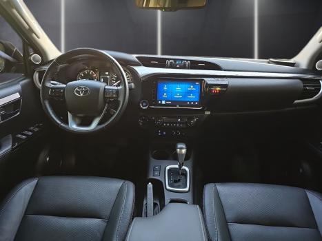 TOYOTA Hilux Caminhonete 2.8 16V SRV 4X4 DIESEL CABINE DUPLA AUTOM�TICO, Foto 8
