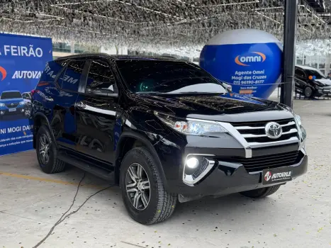 TOYOTA Hilux SW4 2.7 16V 4P FLEX SRV 7 LUGARES AUTOM�TICO, Foto 1