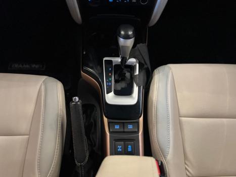 TOYOTA Hilux SW4 2.8 4P SRX 4X4 DIAMOND 7 LUGARES TURBO DIESEL AUTOM�TICO, Foto 11