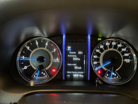 TOYOTA Hilux SW4 2.8 4P SRX 4X4 DIAMOND 7 LUGARES TURBO DIESEL AUTOM�TICO, Foto 14