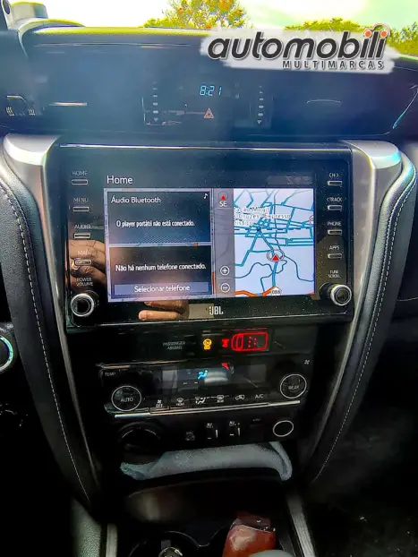 TOYOTA Hilux SW4 2.8 4P SRX 4X4 TURBO DIESEL AUTOM�TICO, Foto 11