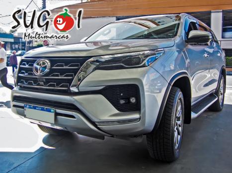 TOYOTA Hilux SW4 2.8 16V 4P SRX 4X4 7 LUGARES TURBO DIESEL AUTOM�TICO, Foto 3