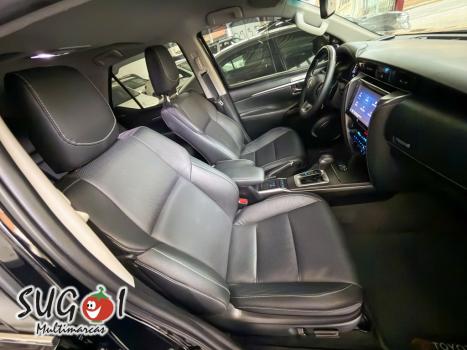 TOYOTA Hilux SW4 2.8 4P SRX 4X4 TURBO DIESEL AUTOM�TICO, Foto 8