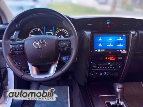 TOYOTA Hilux SW4 2.8 16V 4P SRX PLATINUM 4X4 7 LUGARES TURBO DIESEL AUTOMÁTICO, Foto 11