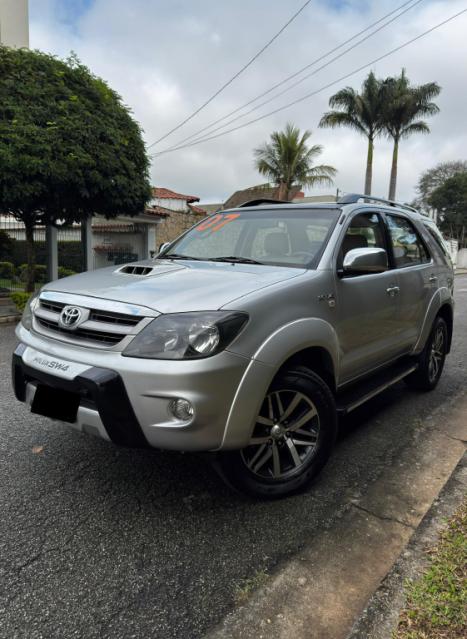 TOYOTA Hilux SW4 3.0 16V 4P SRV 4X4 TURBO DIESEL AUTOM�TICO, Foto 3