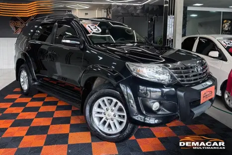TOYOTA Hilux SW4 3.0 V6 12V 4P SRV TURBO DIESEL AUTOMÁTICO, Foto 1