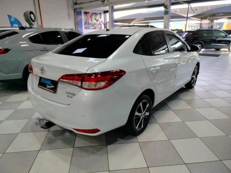 TOYOTA Yaris Hatch 1.5 16V 4P FLEX XLS CONNECT MULTIDRIVE AUTOMTICO CVT, Foto 6