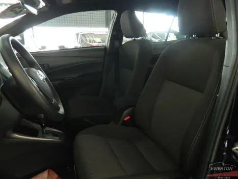 TOYOTA Yaris Hatch 1.3 16V 4P FLEX XL PLUS TECH MULTIDRIVE AUTOM�TICO CVT, Foto 10