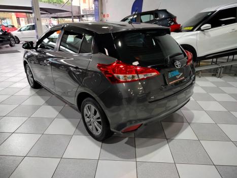 TOYOTA Yaris Hatch 1.5 16V 4P FLEX XL PLUS CONNECT MULTIDRIVE AUTOM�TICO CVT, Foto 5