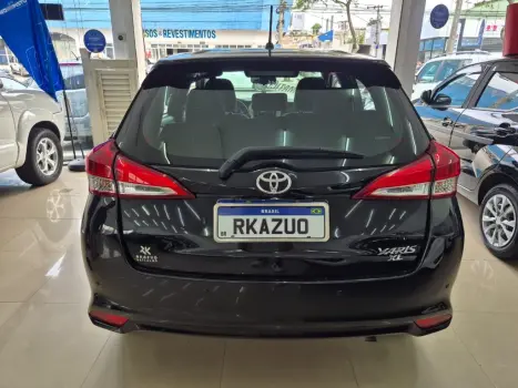 TOYOTA Yaris Hatch 1.3 16V 4P FLEX XL MULTIDRIVE AUTOM�TICO CVT, Foto 3