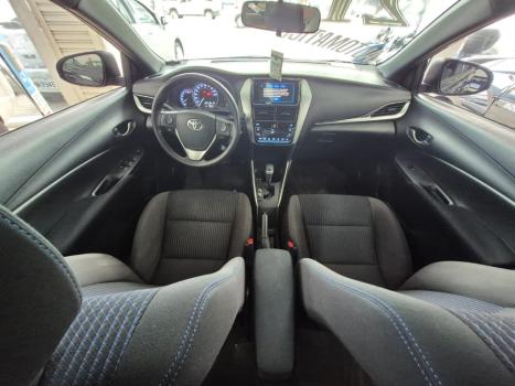 TOYOTA Yaris Hatch 1.3 16V 4P FLEX XL MULTIDRIVE AUTOM�TICO CVT, Foto 6