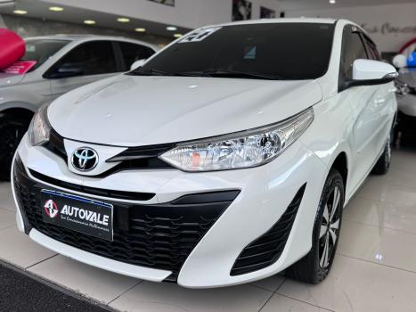 TOYOTA Yaris Hatch 1.3 16V 4P FLEX XL MULTIDRIVE AUTOM�TICO CVT, Foto 4