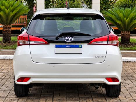 TOYOTA Yaris Hatch 1.3 16V 4P FLEX XL MULTIDRIVE AUTOMÁTICO CVT, Foto 8
